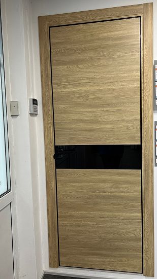 Межкомнатная дверь  