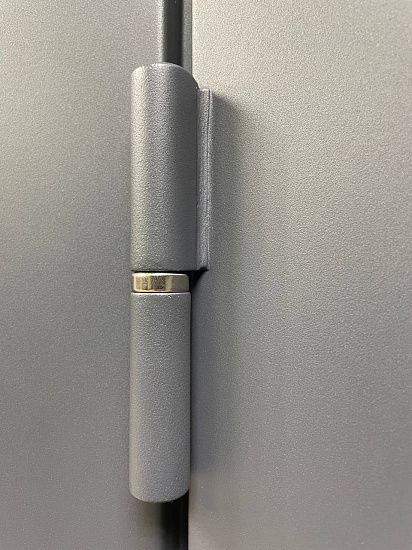 Входная дверь  